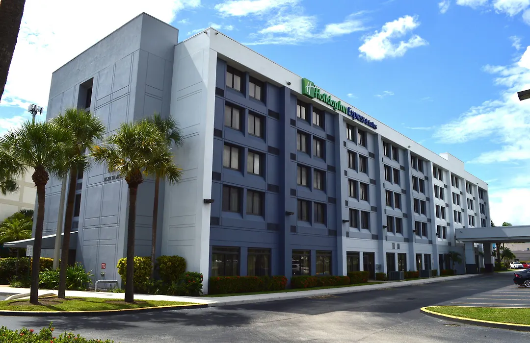 Holiday Inn Express & Suites Miami - Hialeah By Ihg-1